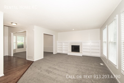 Building Photo - 9105 W 132nd Terrace