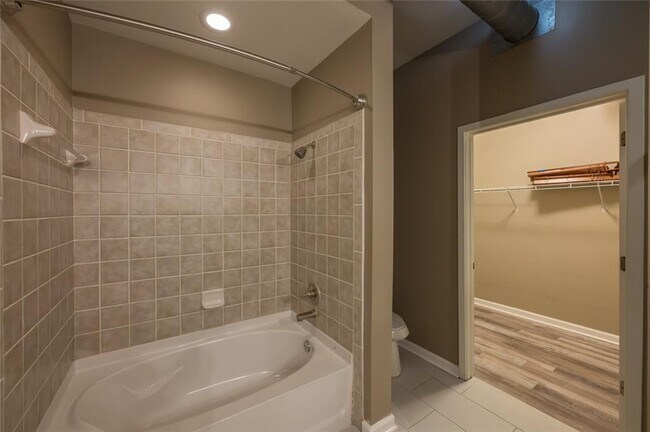 Building Photo - 5300 Peachtree Blvd