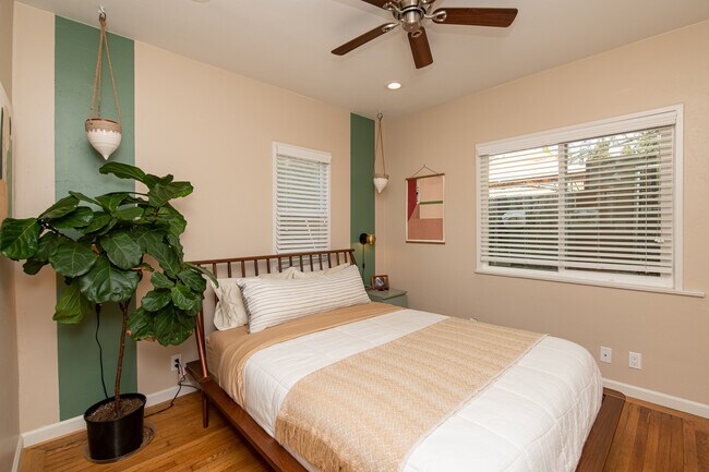 Building Photo - 3254 Upas St