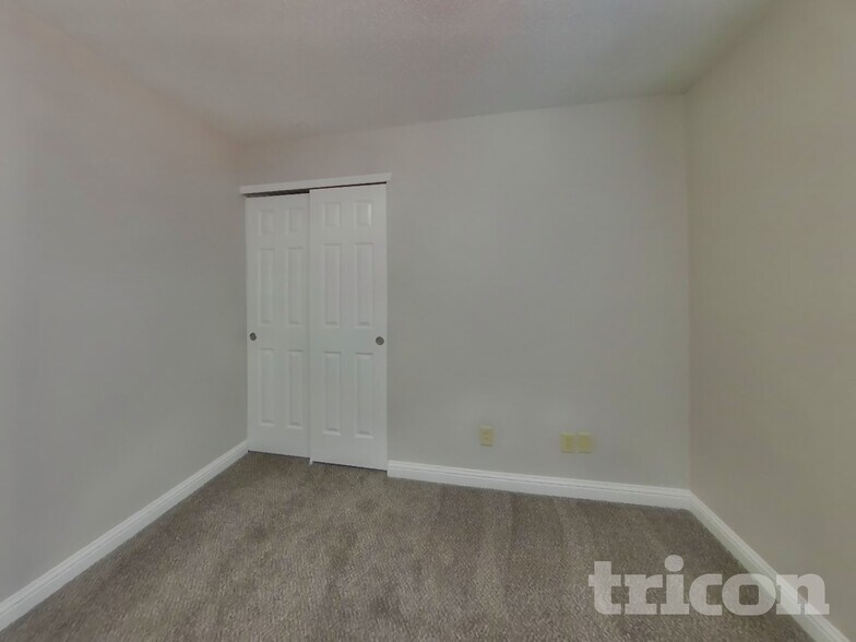 Building Photo - 1420 Alonzo Pl