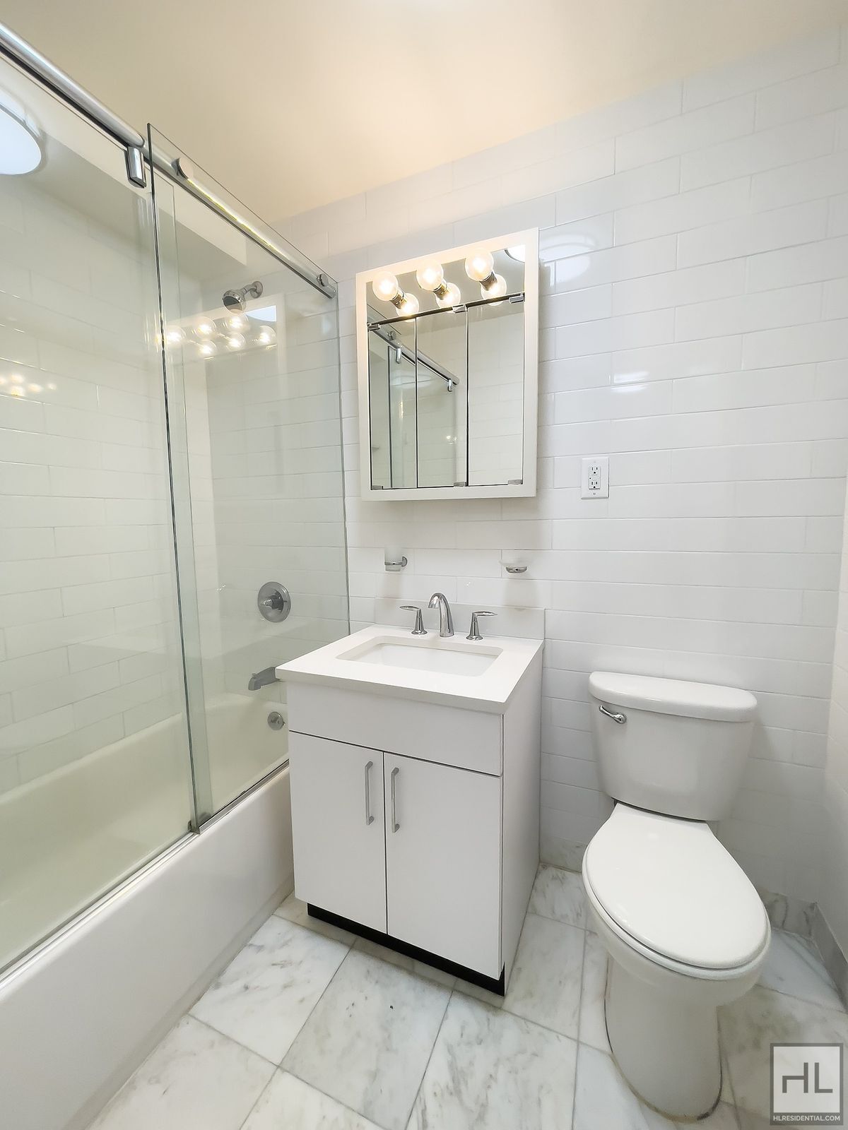 Building Photo - E 89 St