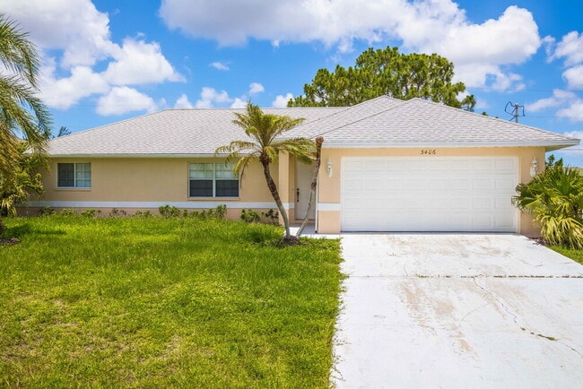 Building Photo - 3406 SW 14th Pl