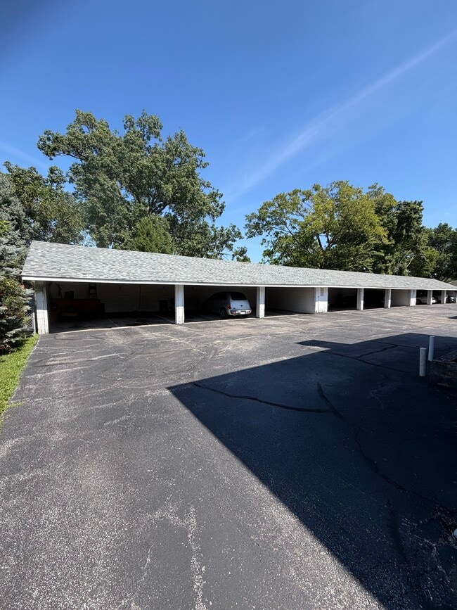 Building Photo - Duneden A