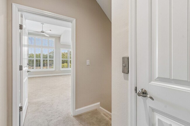 Building Photo - Coastal Luxury Townhome in Gated Amelia Island Community with Elevator & Garage