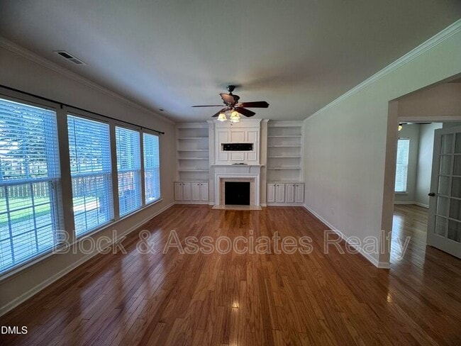 Building Photo - 3303 Colorcott St