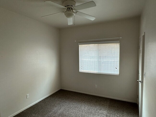 Building Photo - 2610 N Duke St