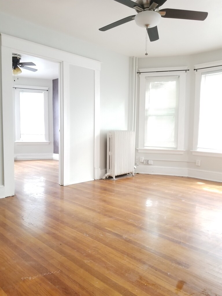 Building Photo - 365 Prospect Ave