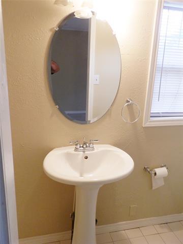 Building Photo - 8823 San Benito Way