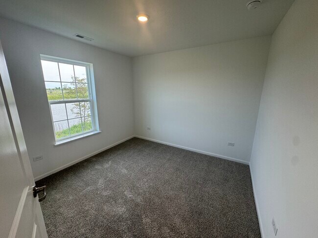 Building Photo - 7714 Nightshade Ln