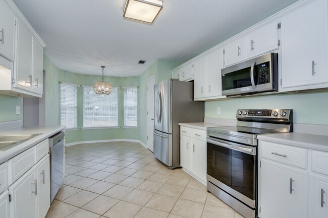 Building Photo - 529 St Julian Pl