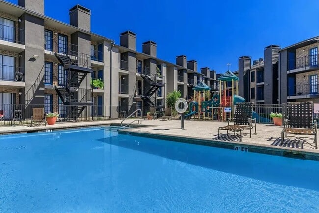 Building Photo - Sedona Ridge