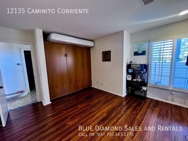 Building Photo - 12135 Caminito Corriente