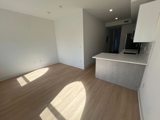 Building Photo - 4253 Viola St