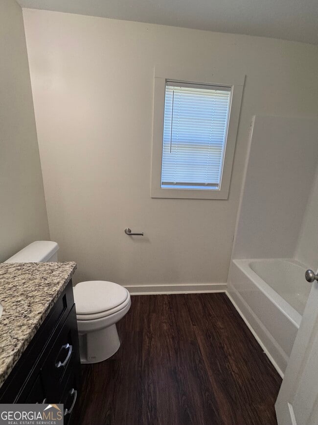 Building Photo - 135 Shuman Ln