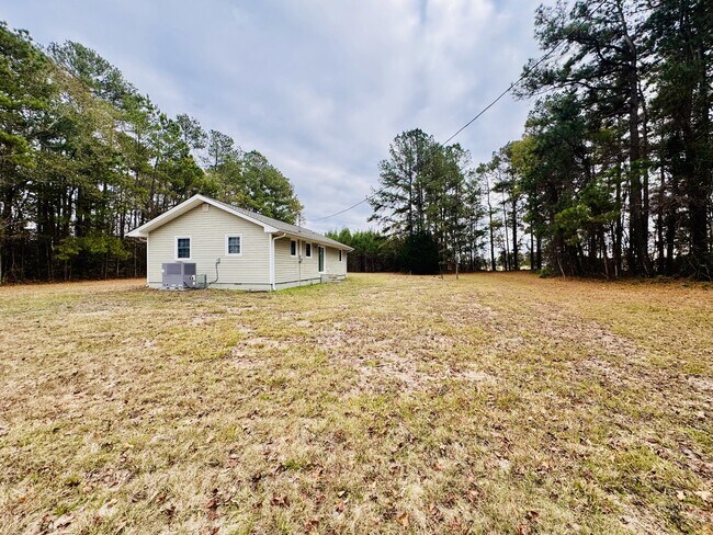 Building Photo - 2689 Fowler School Rd