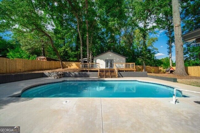 Building Photo - 3154 N Druid Hills Rd