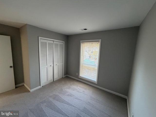 Building Photo - 3175 Summit Square Dr