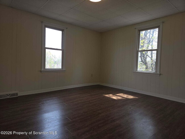 Building Photo - 138 Charles St