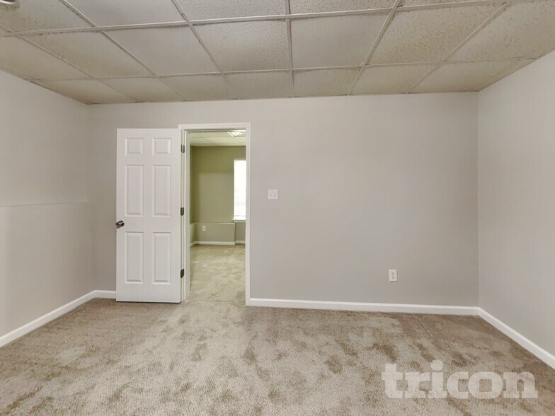 Building Photo - 1170 Augusta Woods Dr