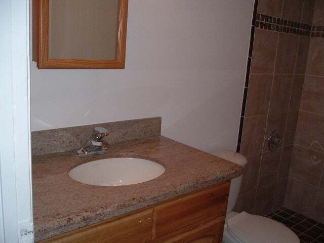 Building Photo - 1070 Goldenrod Rd
