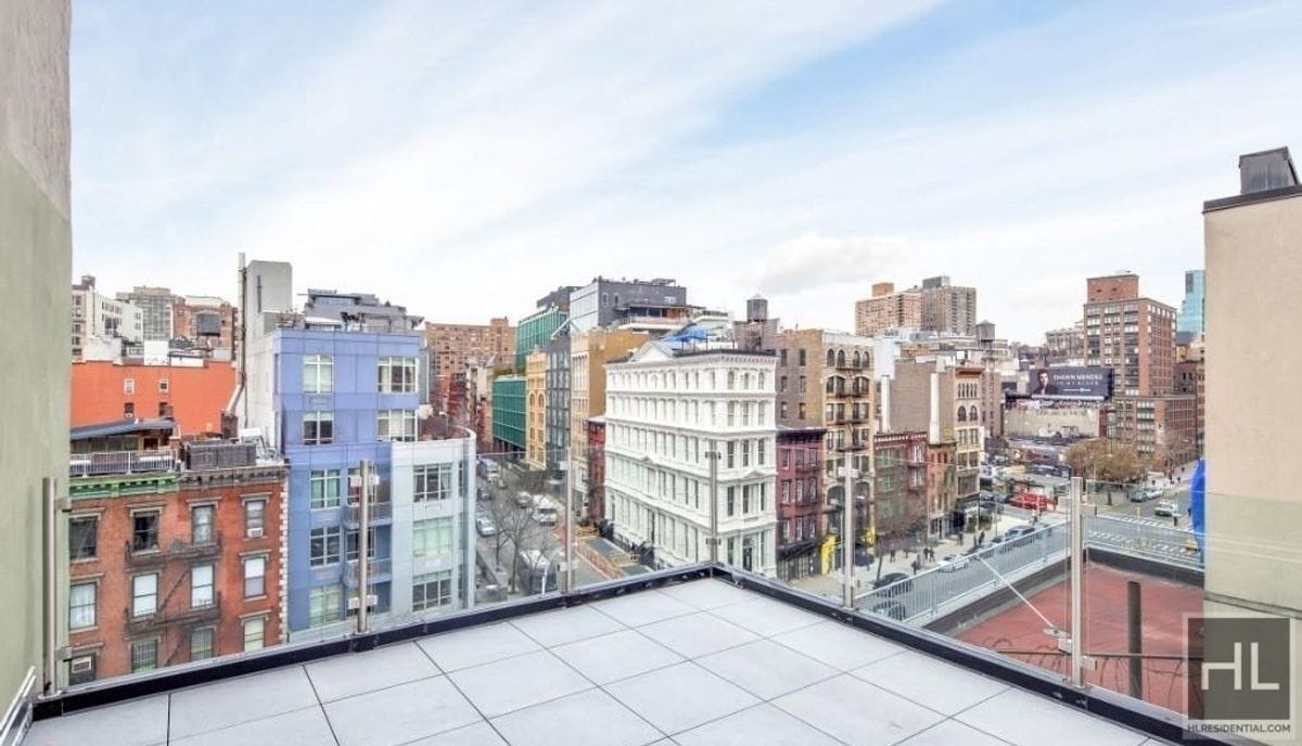 Building Photo - BOWERY