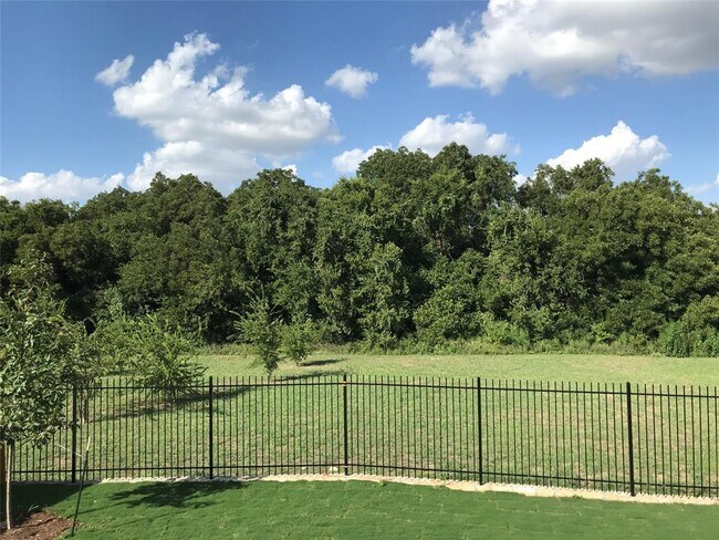 Building Photo - 3750 E Palm Valley Blvd