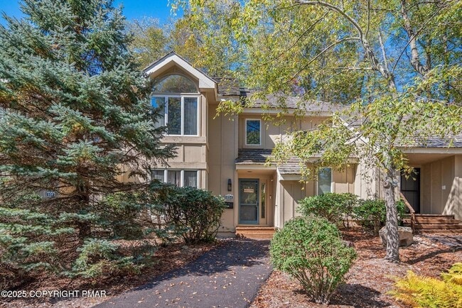 Building Photo - 854 Crest Pines Ln