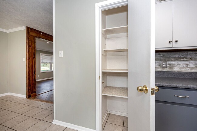 Building Photo - 5836 Slater Cir