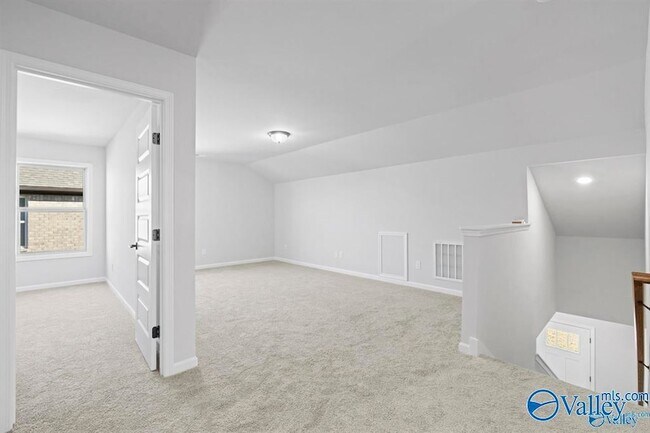 Building Photo - 127 Huffman St