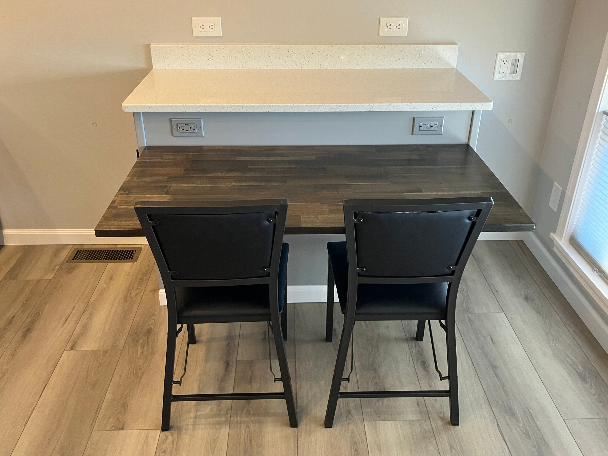 Building Photo - 4120 Stuart Cir