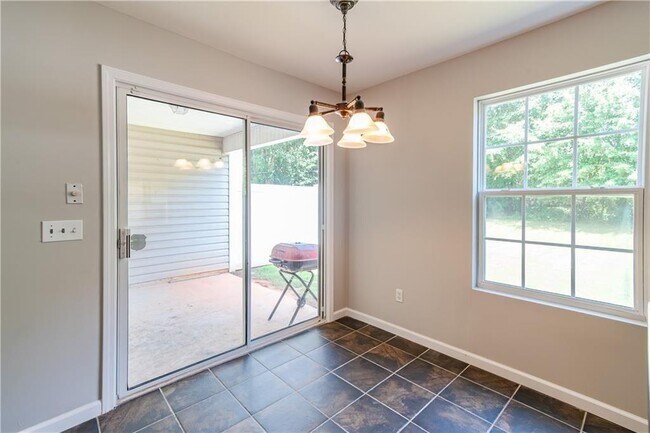 Building Photo - 5795 Mountain Top Pl