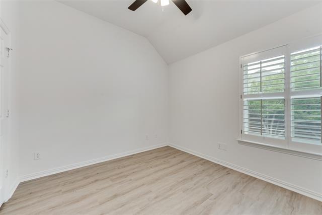 Building Photo - 4008 Daden Oaks Dr
