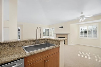 Building Photo - Unit 28E