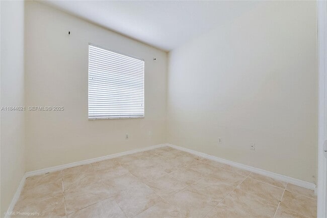 Building Photo - 11084 SW 237th Ln