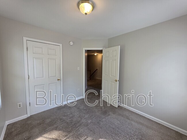 Building Photo - 1206 Granby St