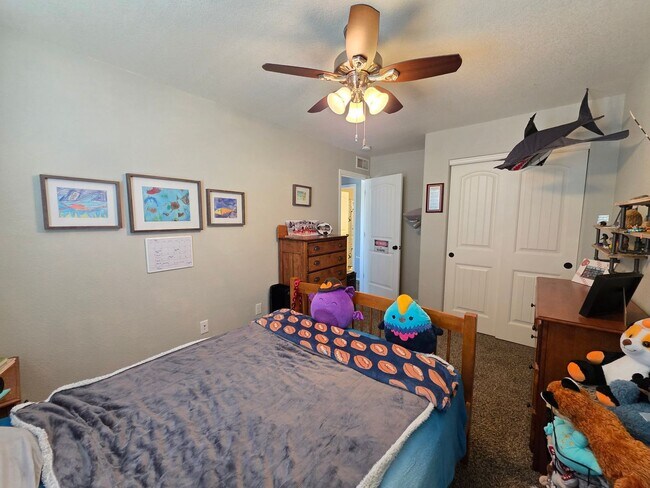 Building Photo - Gorgeous 4 Bed 4 bath Home In Banning Lewis Ranch!!