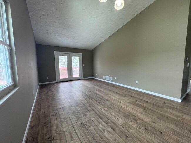 Building Photo - 3124 Creighton Pl