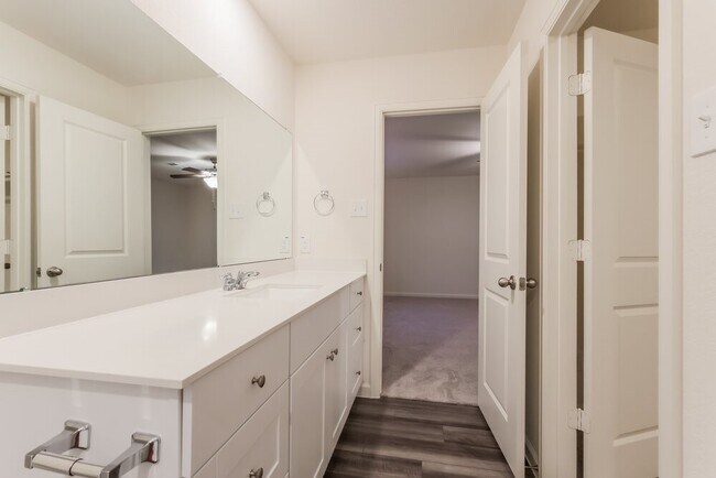 Building Photo - 15330 Abella Dr