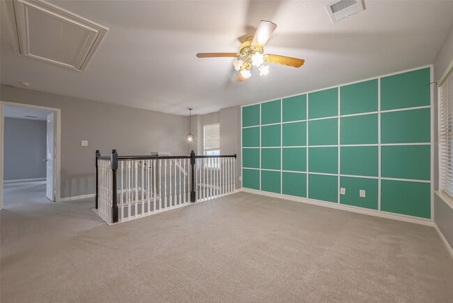 Building Photo - 9226 MacMillan Ln