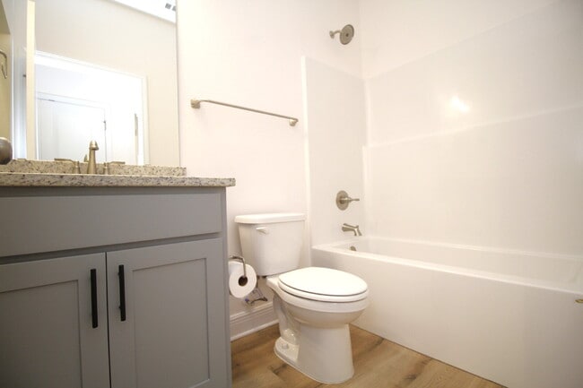 Building Photo - Brand New Construction in Downtown Pensacola!