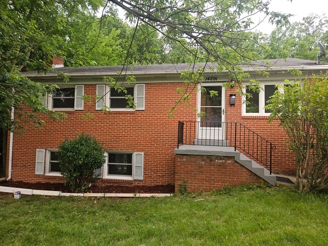 Building Photo - 14291 Fontana Ct