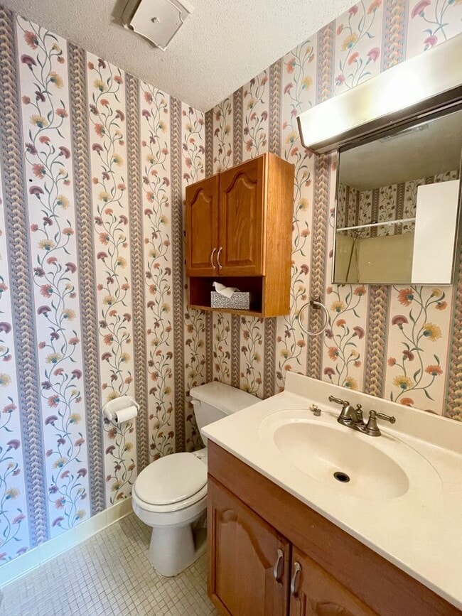Building Photo - 544 Wimbledon Ct