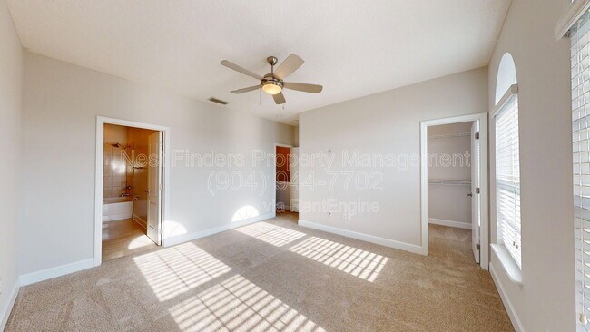 Building Photo - 4421 Ellipse Dr