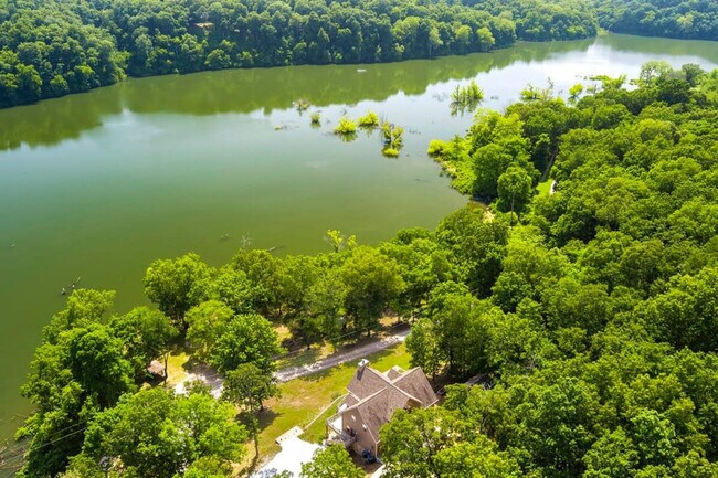 Building Photo - 19845 Groth Rd