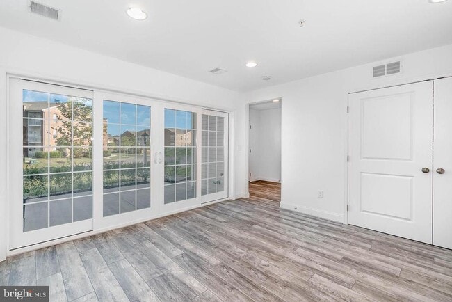 Building Photo - 3252 Mateer Ln