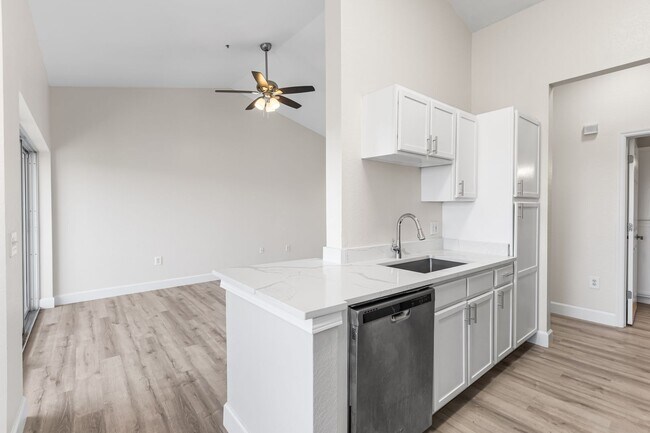 Building Photo - ** FAIRWAY PRESERVE ** 1 BED / 1 BATH CONDO - PET OK! - LAKE VIEW - NORTH NAPLES - ANNUAL RENTAL