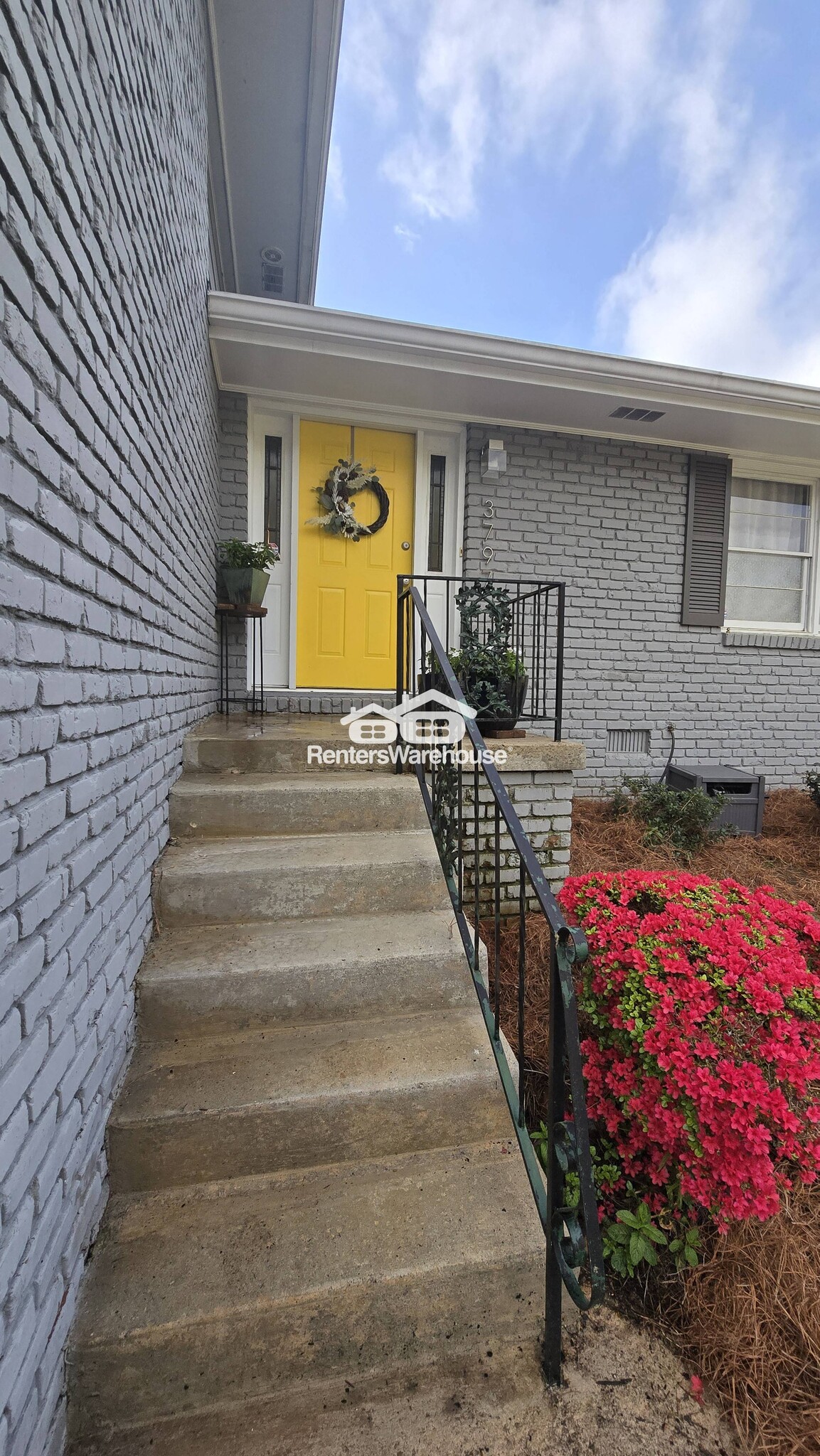 Building Photo - 3797 Doroco Dr