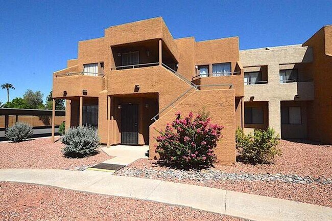 Primary Photo - Quaint condo located in the heart of Glendale