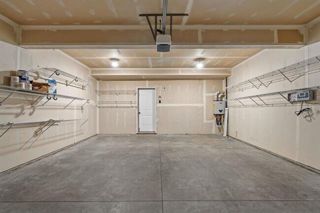 Building Photo - 124 S Glenbrook Ct