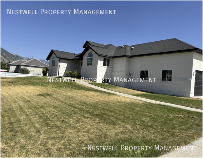 Building Photo - 353 Redberry Rd